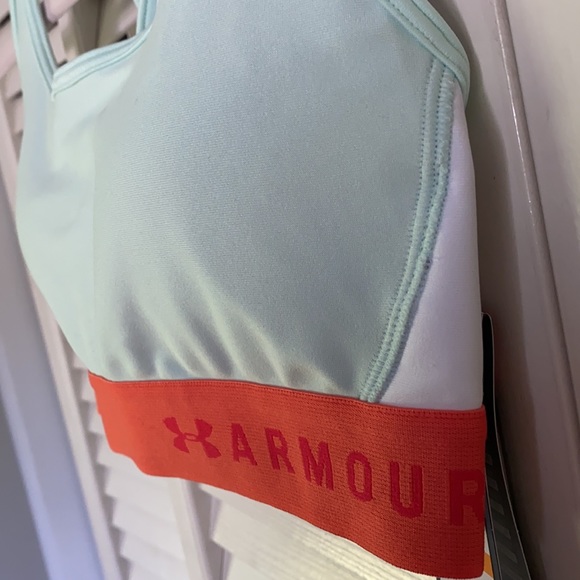 Under Armour Mint Sports Bra (M) - Picture 3 of 6